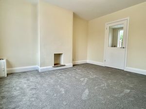 Lounge- click for photo gallery